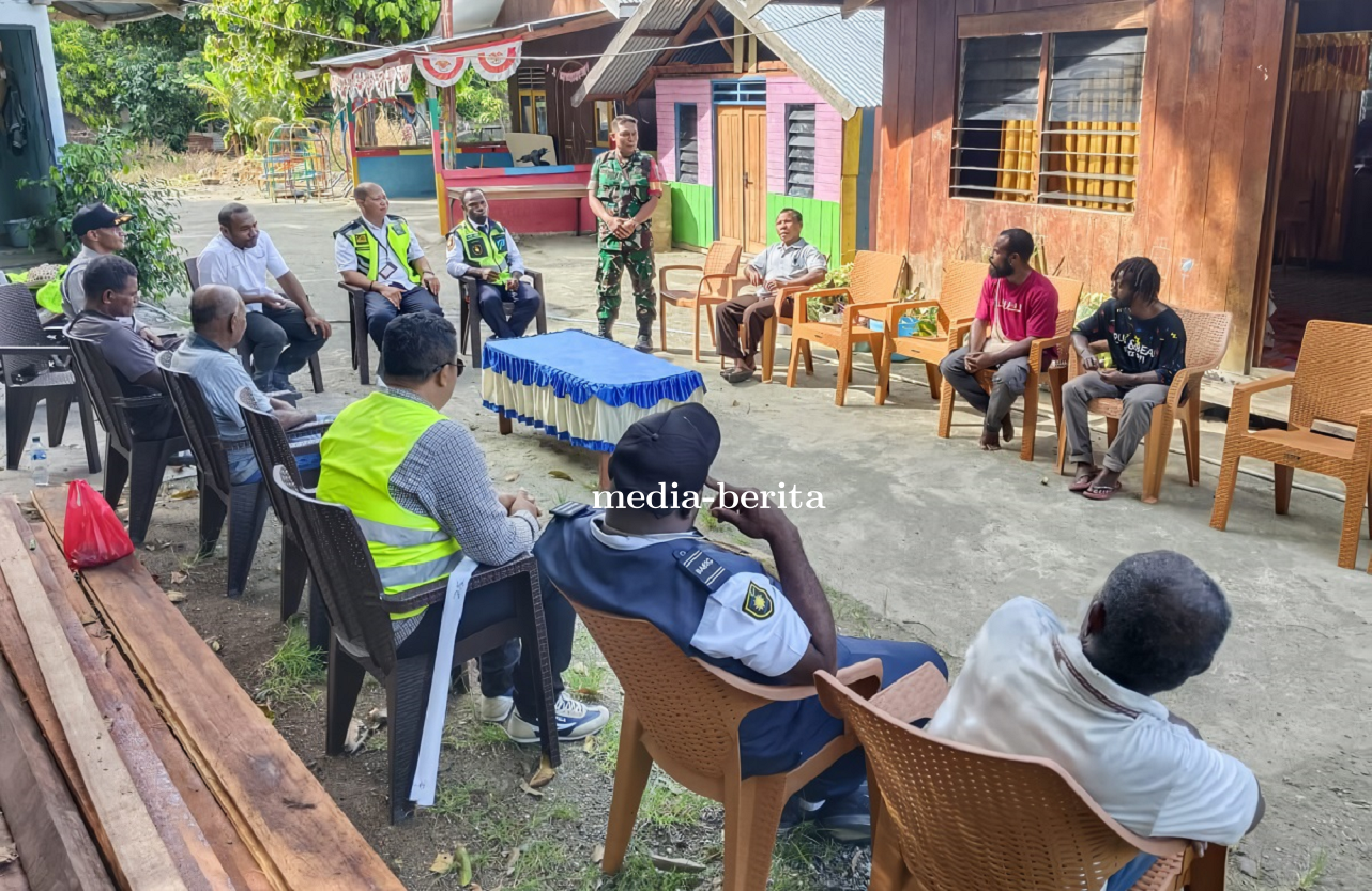 Sinergi PT Angkasa Pura Bersama Babinsa Sentani Lakukan Sosialisasi Keamanan Kepada Warga Sekitar Ba