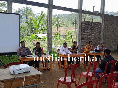 Peran Aktif Babinsa dalam Kegiatan Sosialisasi Rencana Pembangunan Sarana Air Bersih