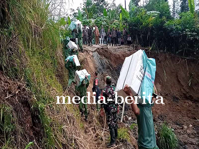 Perjuangan Logistik Pemilu 2024 Tantangan di Jalan Terjal