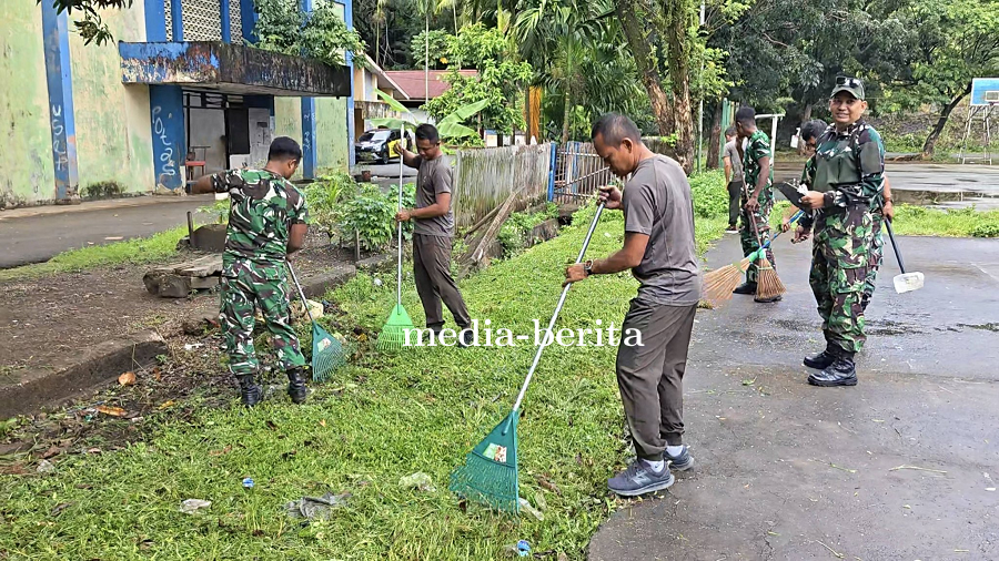 Peduli Fasilitas Umum, Kodim 1701/Jayapura Bersihkan Area Stadion Kebanggaan Jayapura