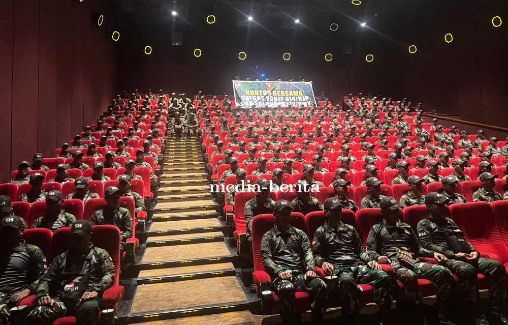 Kolakops 172/PWY Gelar Nobar Film Sebagai Apresiasi Satgas Yonif 614/RJP Jelang Purna Tugas