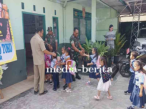 Menginspirasi Generasi Muda Pesan Danramil untuk Anak-Anak PAUD Desa Ambal