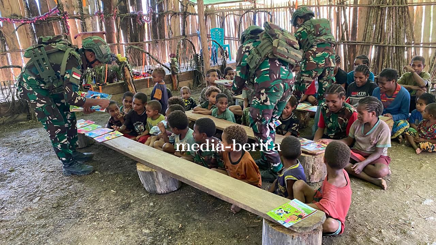 Menggapai Mimpi Anak-anak di ujung Timur Indonesia oleh Satgas Pamtas RI-PNG Statis Yonif 753/AVT