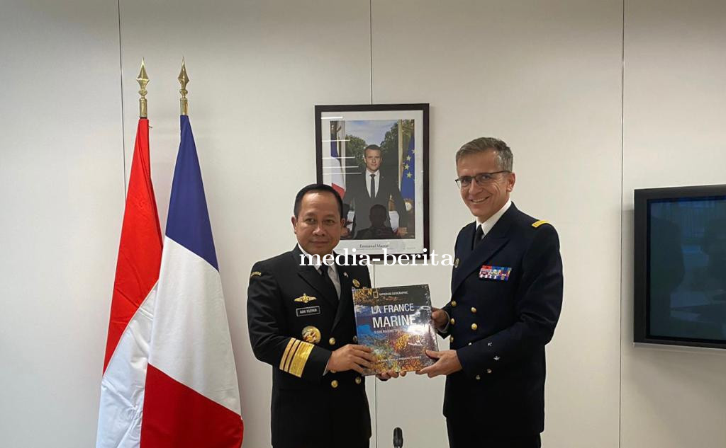 Bakamla Dan Secretary General For The Sea Bahas Kerjasama.