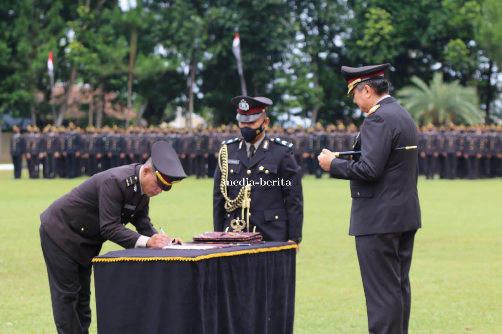 Kalemdiklat Polri Melantik 1.252 Bintara Menjadi Perwira Polri