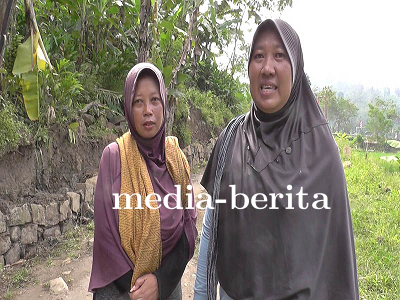 Warga Sijenggung Berperan Aktif dalam Pembangunan Kisah Bu Marwati dan Bu Lastri