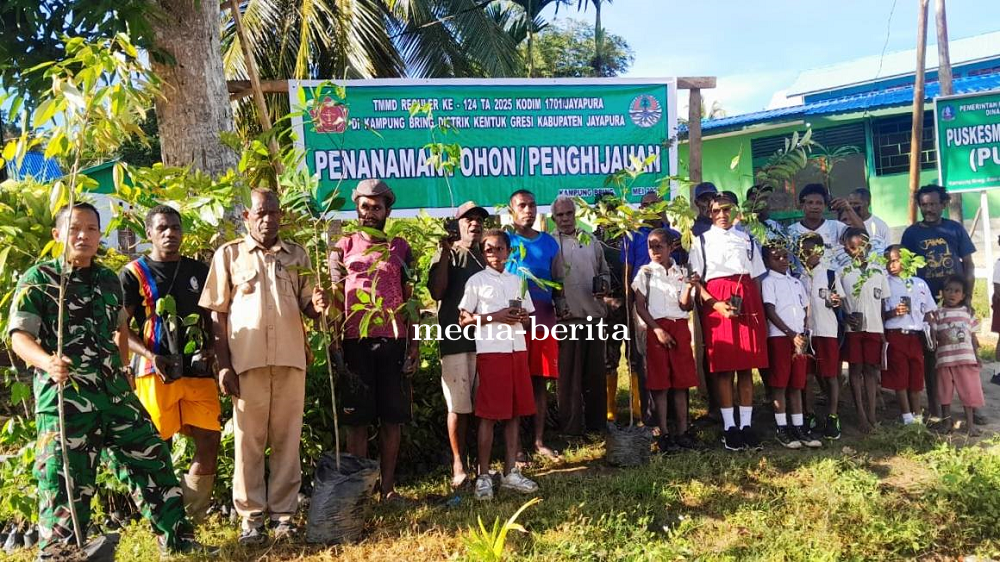 Jaga Kelestarian Lingkungan Satgas TMMD Kodim Jayapura Gelar Penghijauan