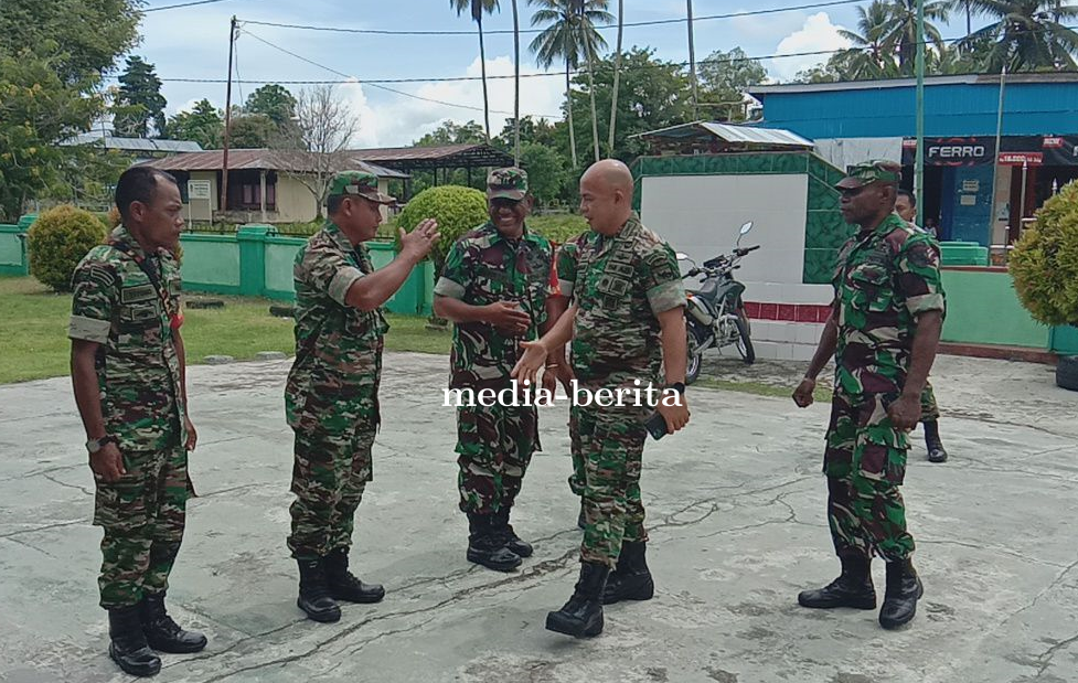 Kenali Anggota Lebih Dekat Dandim Jayapura Kunjungi Koramil Jajaran