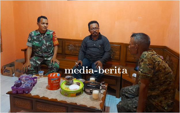 Babinsa Lebaksiu Koramil 0712 Tegal Korem 071 Wijayakusuma Sambangi Warga Yamansari