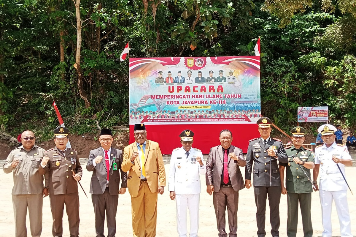 Hen Tecahi Yo Onomi T’mar Ni Hanased, Dandim Jayapura Ikuti Upacara Peringatan HUT Kota Jayapura 