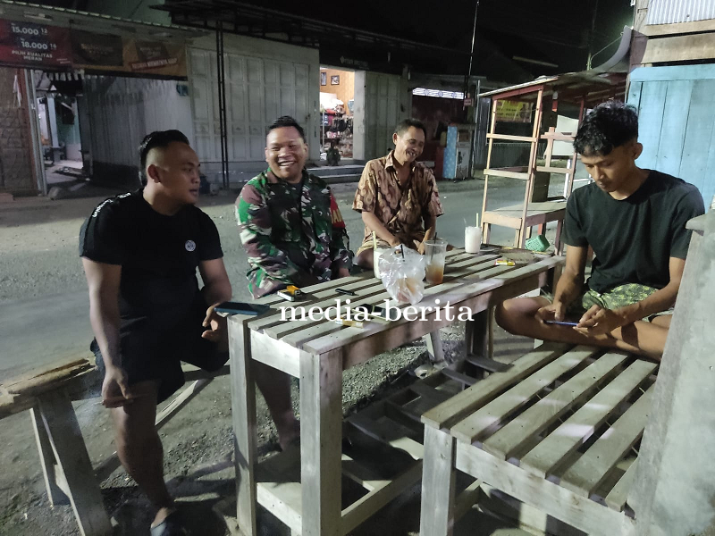 Cegah Kenakalan Remaja Babinsa Komsos Dengan Pemuda Desa Binaan