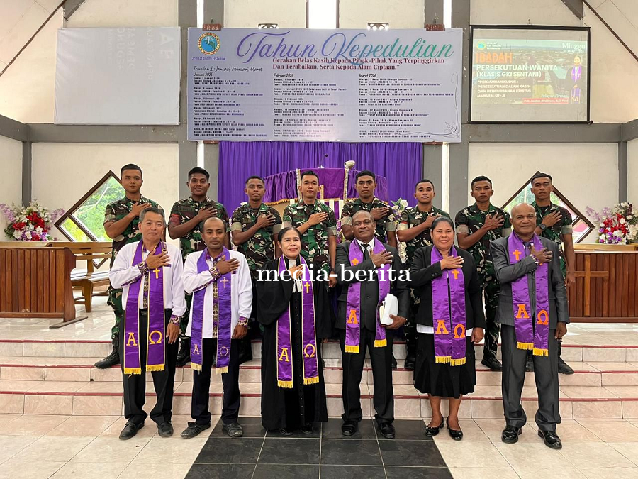 Penuh Sukacita, Prajurit Yonif TP 810/BEM Gelar Ibadah Rutin di Dua Gereja Sentani