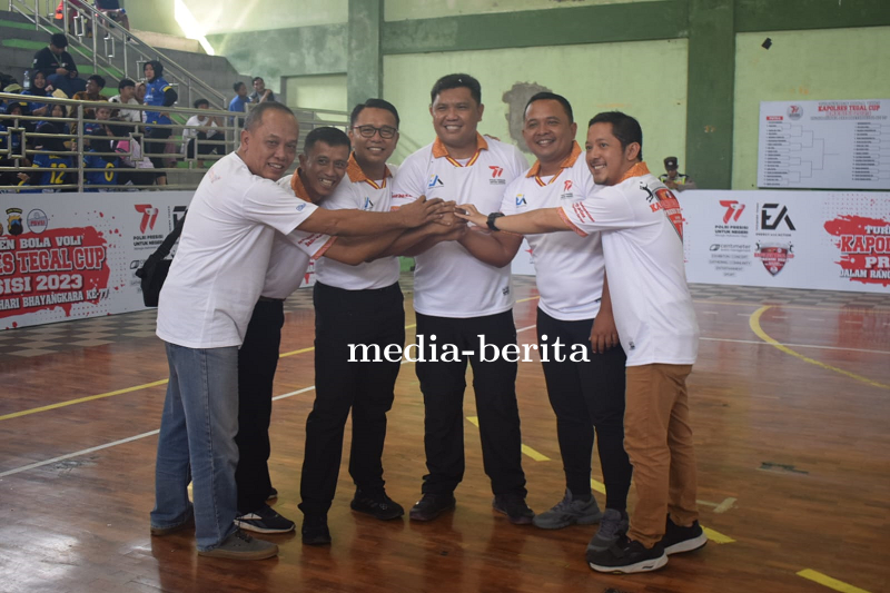 Dandim Tegal Hadiri Turnamen Bola Voli Kapolres Cup Presisi 2023