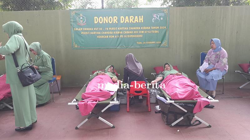 Jelang HUT Persit Kartika Chandra Kirana, Persit Kodim Tegal Gelar Donor Darah