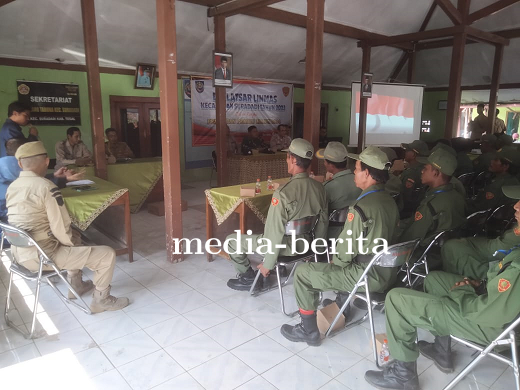 Pelda Norman Beri Pelatihan Kepada Anggota Linmas Se – Kecamatan Suradadi