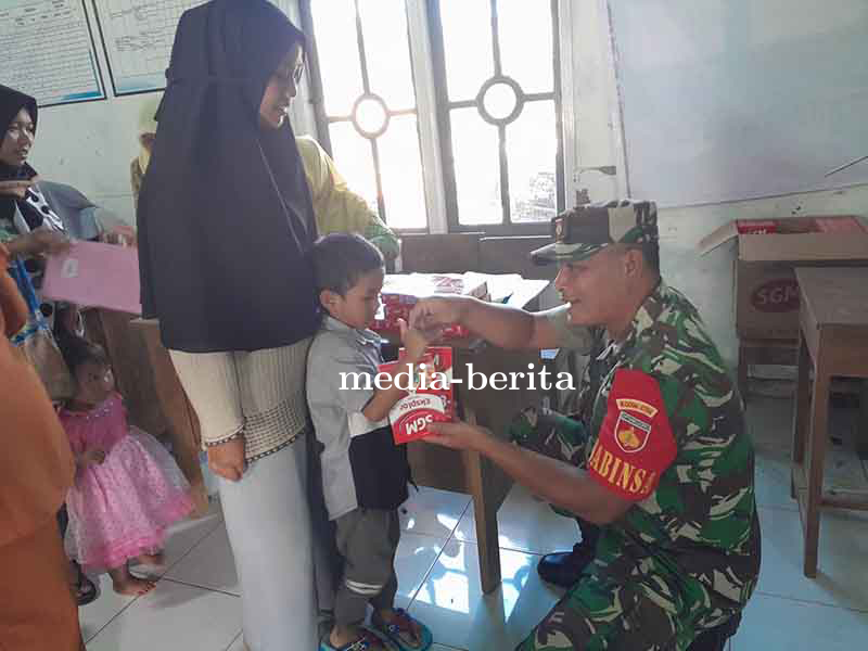 Cegah Stunting Babinsa Dampingi Posyandu Dan Pemberian Makanan Tambahan Bagi Balita