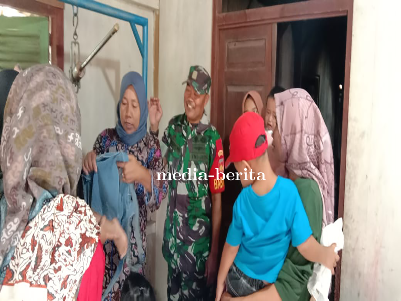 Babinsa Koramil 18/Pagentan Dampingi Kegiatan Posyandu Sebagai Upaya Pencegahan Stunting Di Wilayah