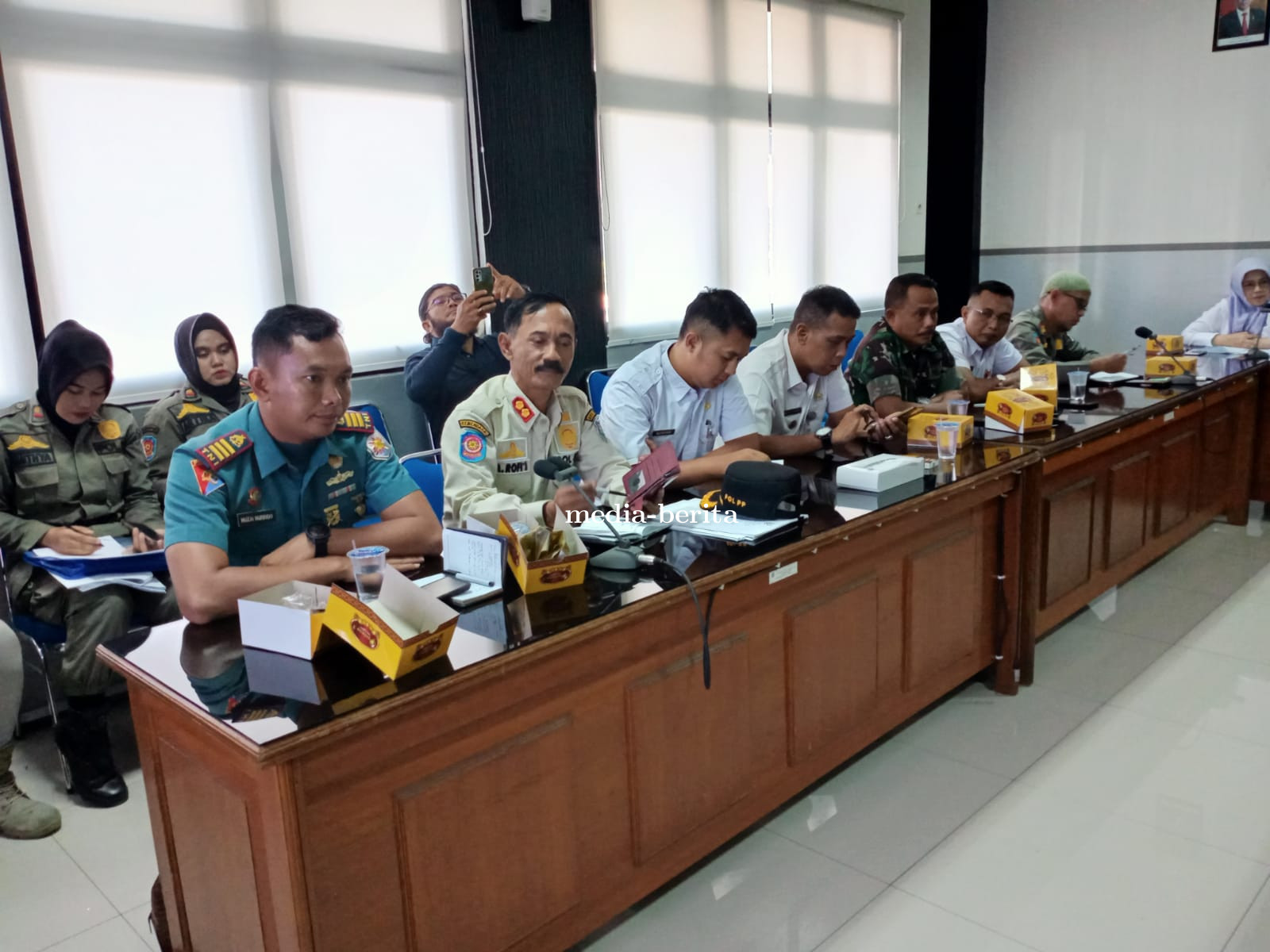 Danramil 02 Tegal Timur Hadiri Rapat Koordinasi Rencana Penertiban Pedagang Kaki Lima