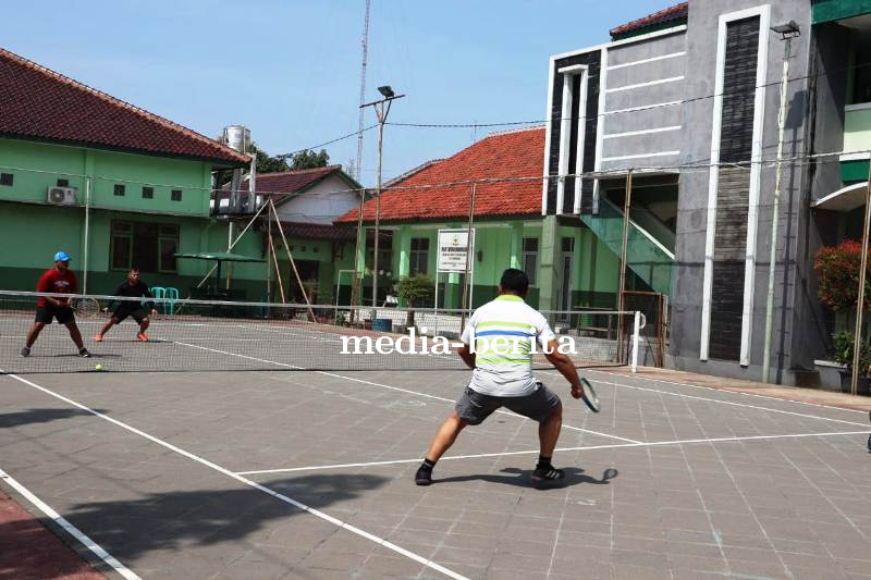 Dandim Brebes dan Tegal Tennis Bersama Polri dan Stakeholder