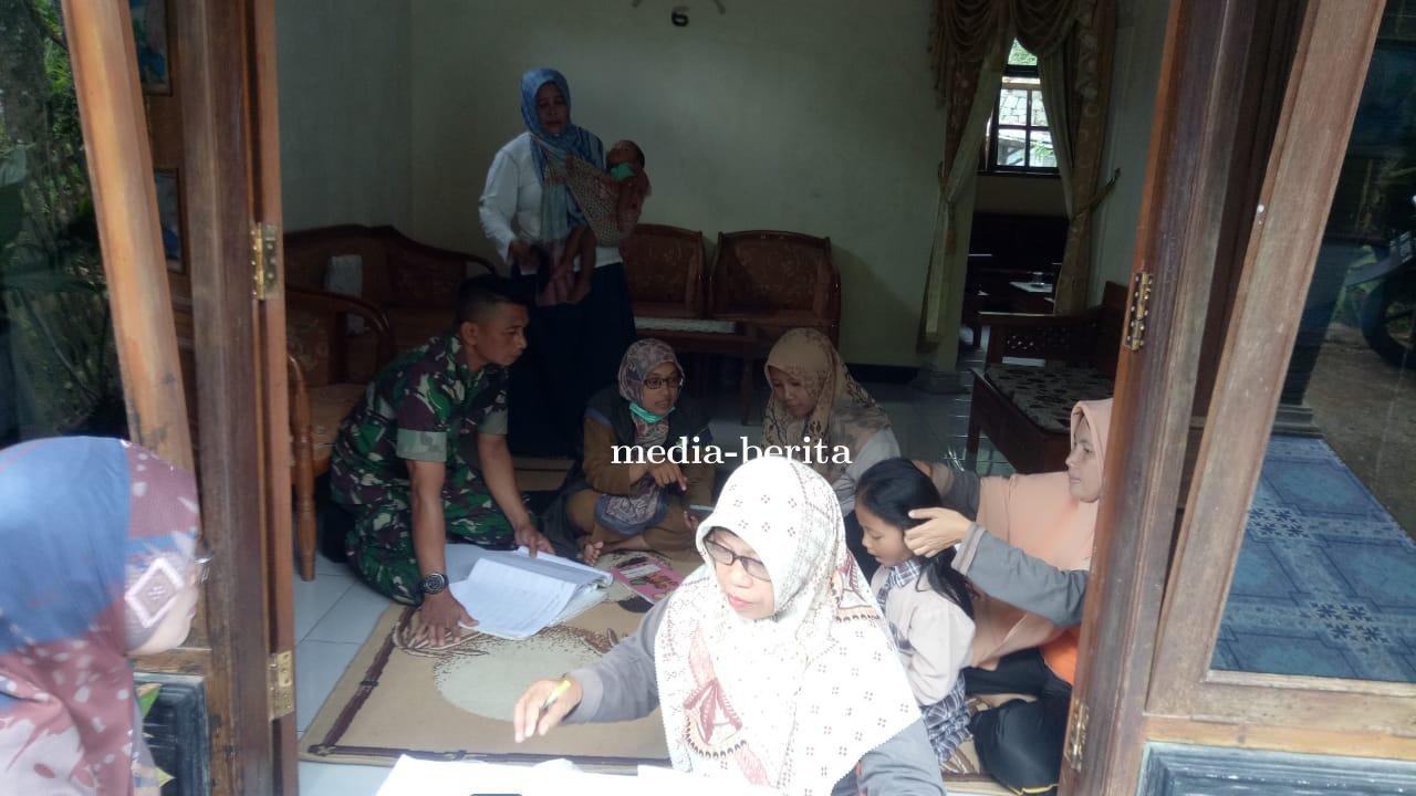 Dampingi Pelaksanaan Posyandu Guna Mewujudkan Balita Sehat 