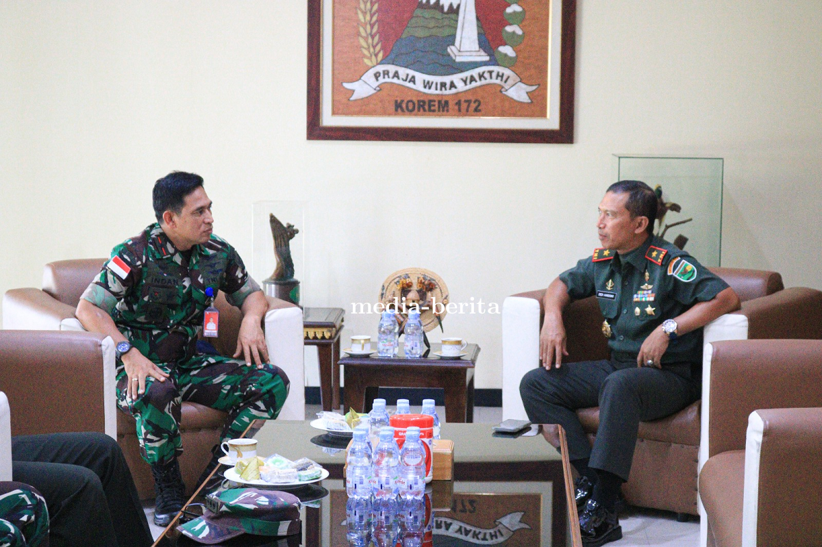 Danrem 172 PWY Terima Kunjungan Danlanud Silas Papare