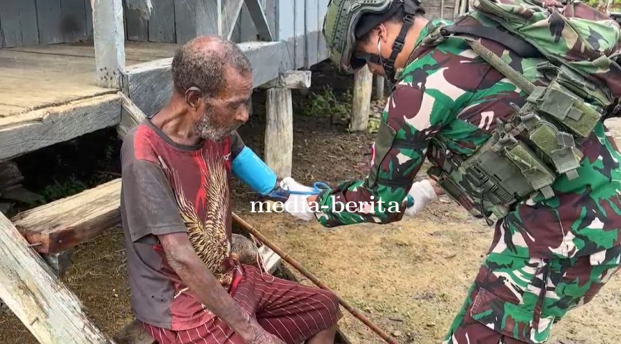 Pos Oksip Satgas Yonif 753/AVT Anjangsana ke Kampung Oksip: Pengobatan Gratis Door To Door