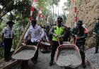 Awali Pengecoran Rabat Beton TMMD Reguler ke-129 Wakil Bupati dan Dandim Wujudkan Harapan Warga Gumelem Kulon