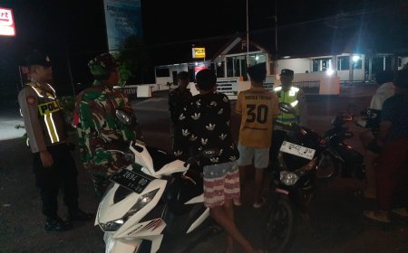 Patroli Kolaborasi Koramil 03 Wanadadi dan Polsek Wanadadi Sambangi Anak Muda