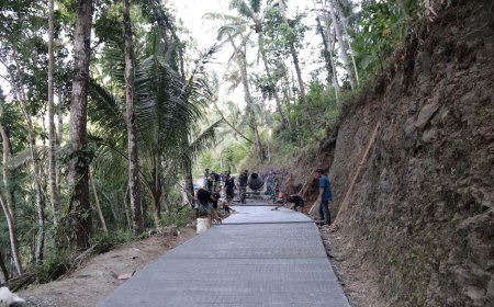 Pratu Figo Ratakan Beton Sentuhan Akhir yang Menentukan Kualitas Jalan TMMD