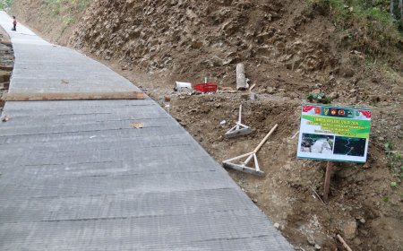 Rabat Beton TMMD Reguler ke-129 Gumelem Kulon Capai 58 Persen