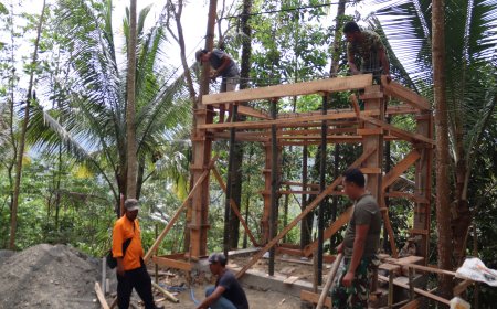 Triyono dan Satgas TMMD Percepat Pembangunan Pos Kamling Progres Capai 40 Persen