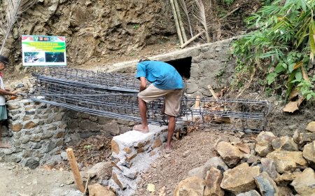 Fondasi Kokoh Dimulai dari Rangka Besi TMMD Reguler ke-129