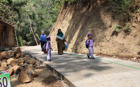 Senyum Noval di Jalan TMMD Harapan Kecil Menuju Masa Depan yang Lebih Mudah
