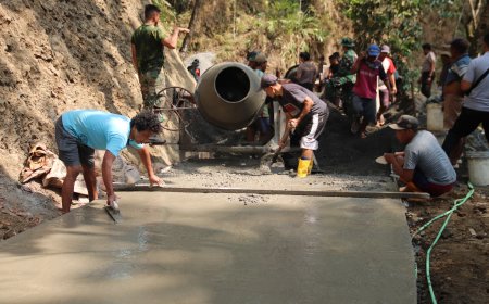Saling Bahu Membahu Semangat Gotong Royong Hidupkan TMMD di Gumelem Kulon