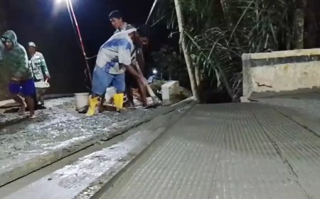 Demi Jalan Warga Satgas dan Warga Rela Lembur hingga Malam