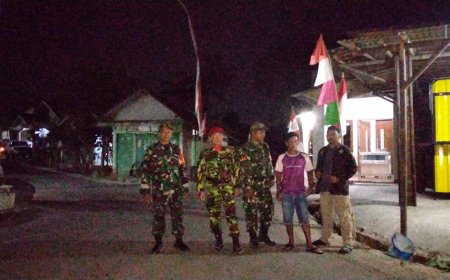 Babinsa dan Kokam Perkuat Siskamling di wilayah kecamatan Mandiraja