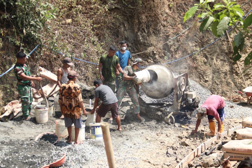 Kompak Isi Molen Warga dan Satgas Berpacu Wujudkan Jalan Impian Desa