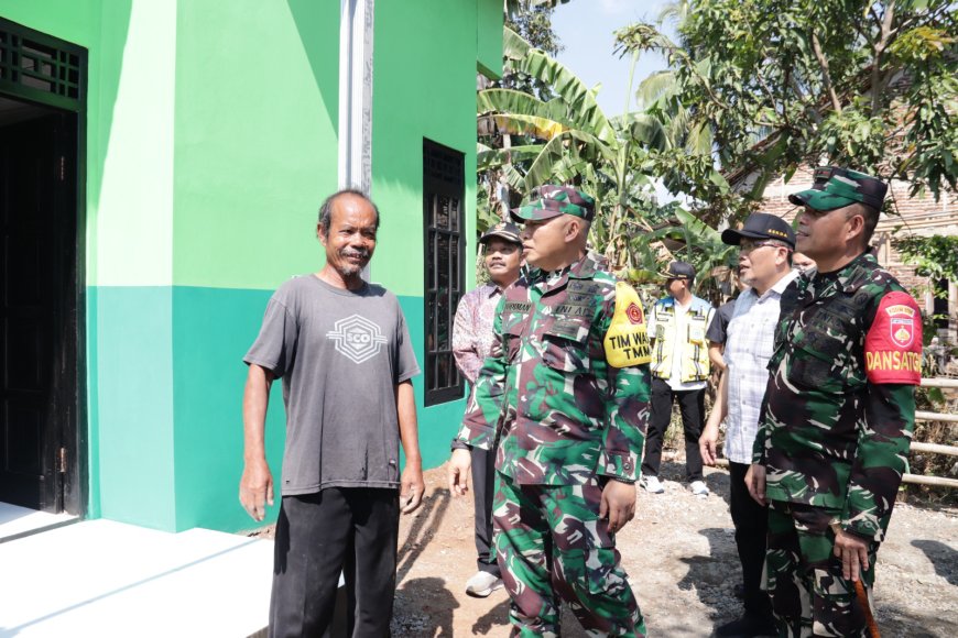 Dandim Nodelismen Hulu Dampingi Tim Wasev Saksikan Perubahan RTLH Pak Toid